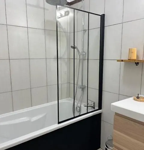 Апартаменты Moderne En Plein Centre